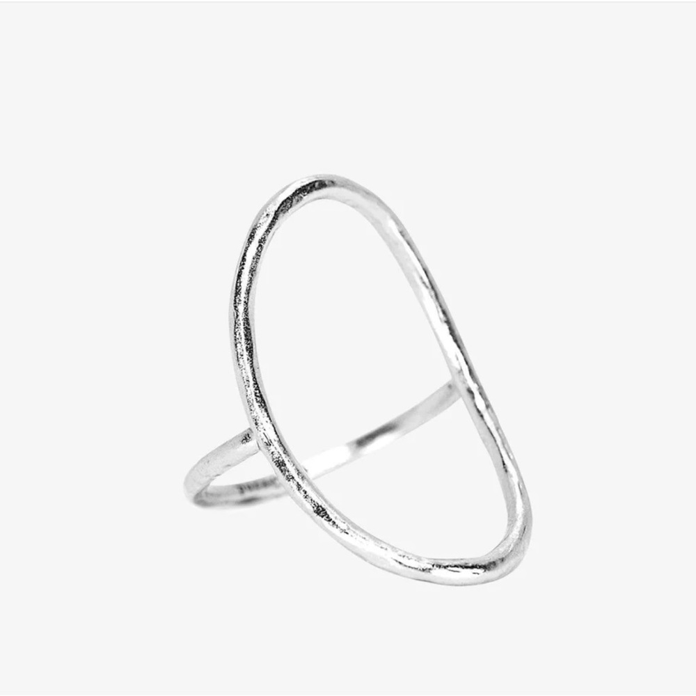 puravida | SILVER OVAL OPEN RING| Size 6